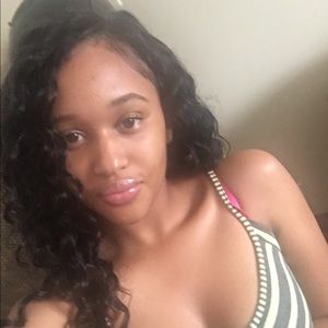 Meet your Posher, Shakyia